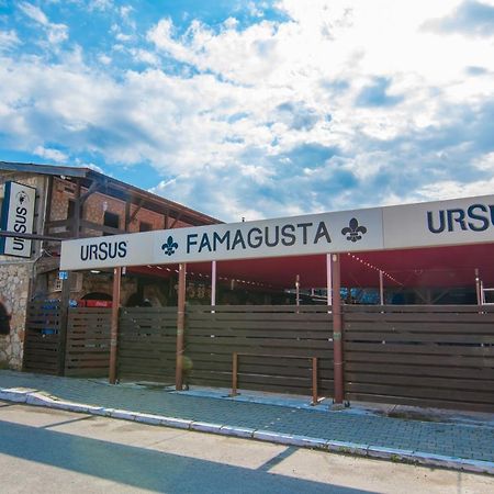 Hotel Famagusta Vama Veche Esterno foto