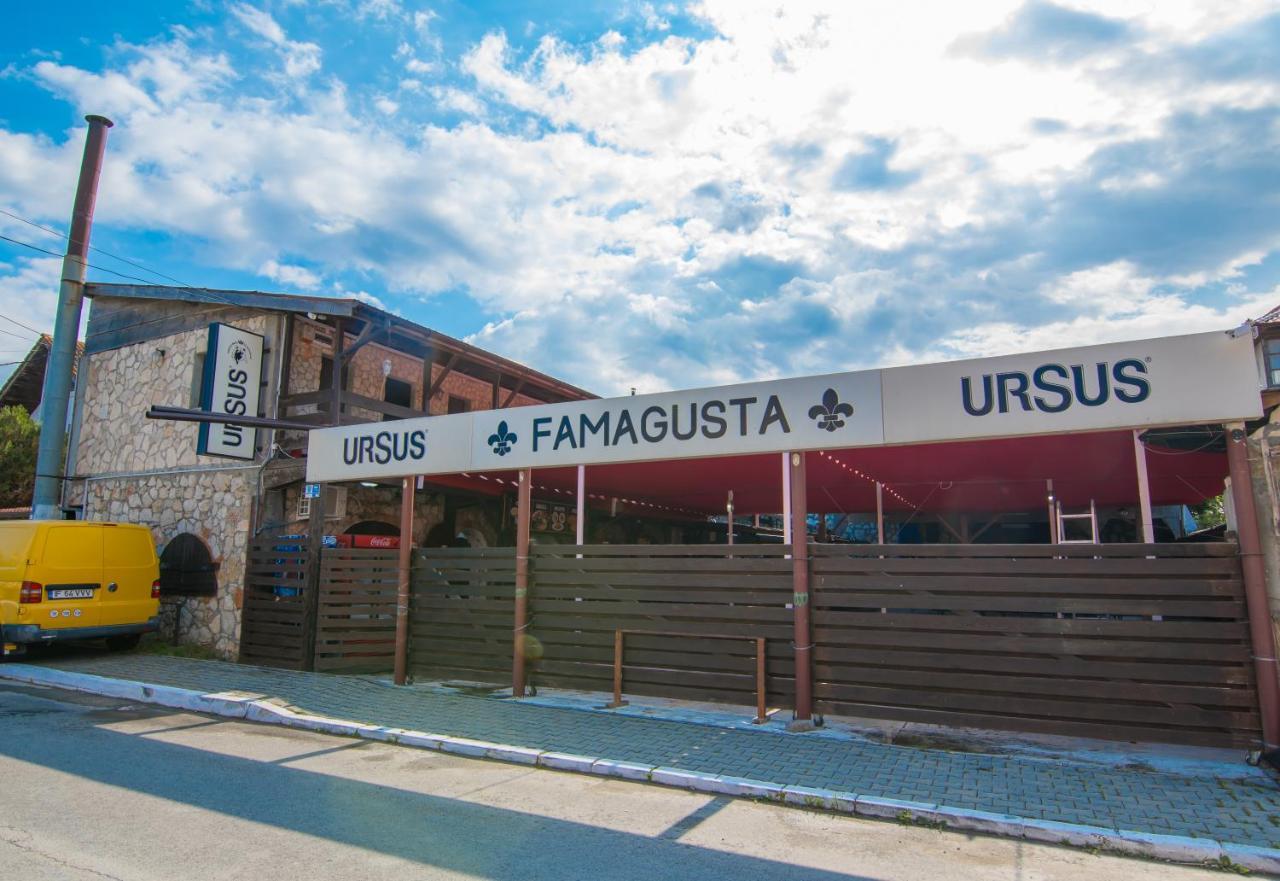 Hotel Famagusta Vama Veche Esterno foto